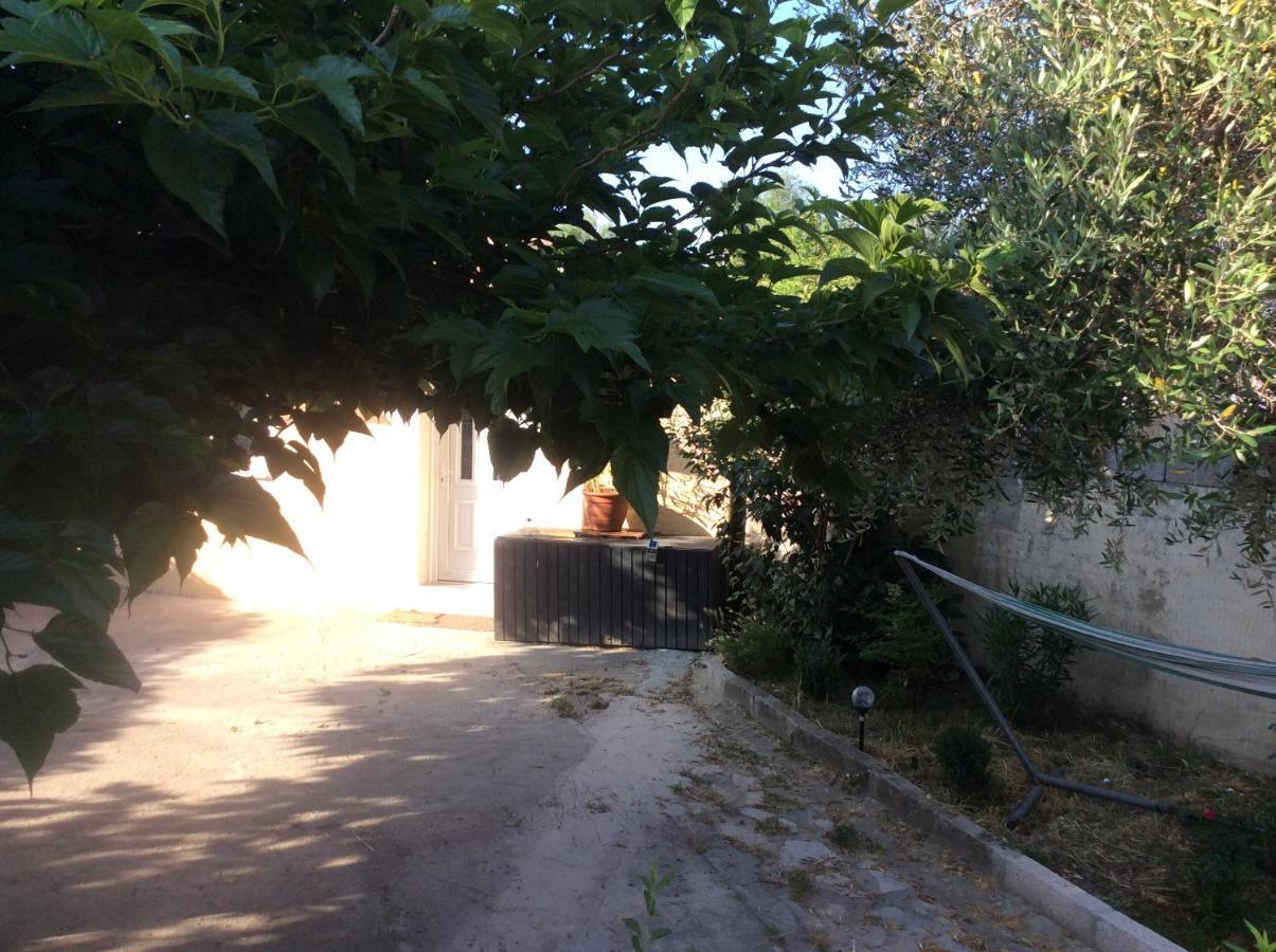 Ogooue Studio Carpentras Kültér fotó